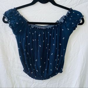 Brandy Melville Scrunch Crop Top